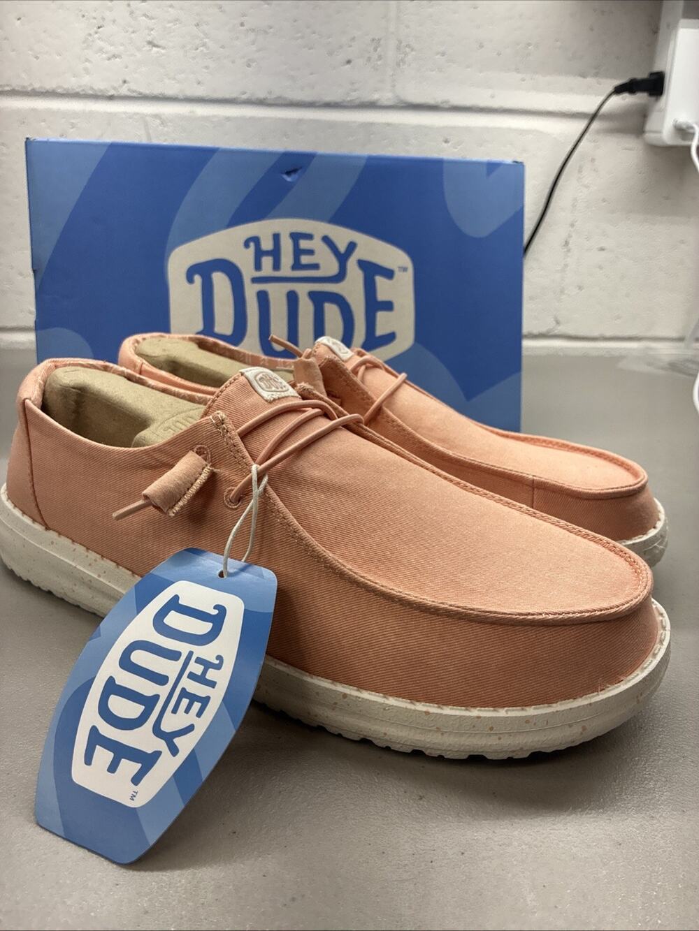 Hey Dude Wendy Canvas Women's Size 11 Casual Shoes, W7 New With Box Pink